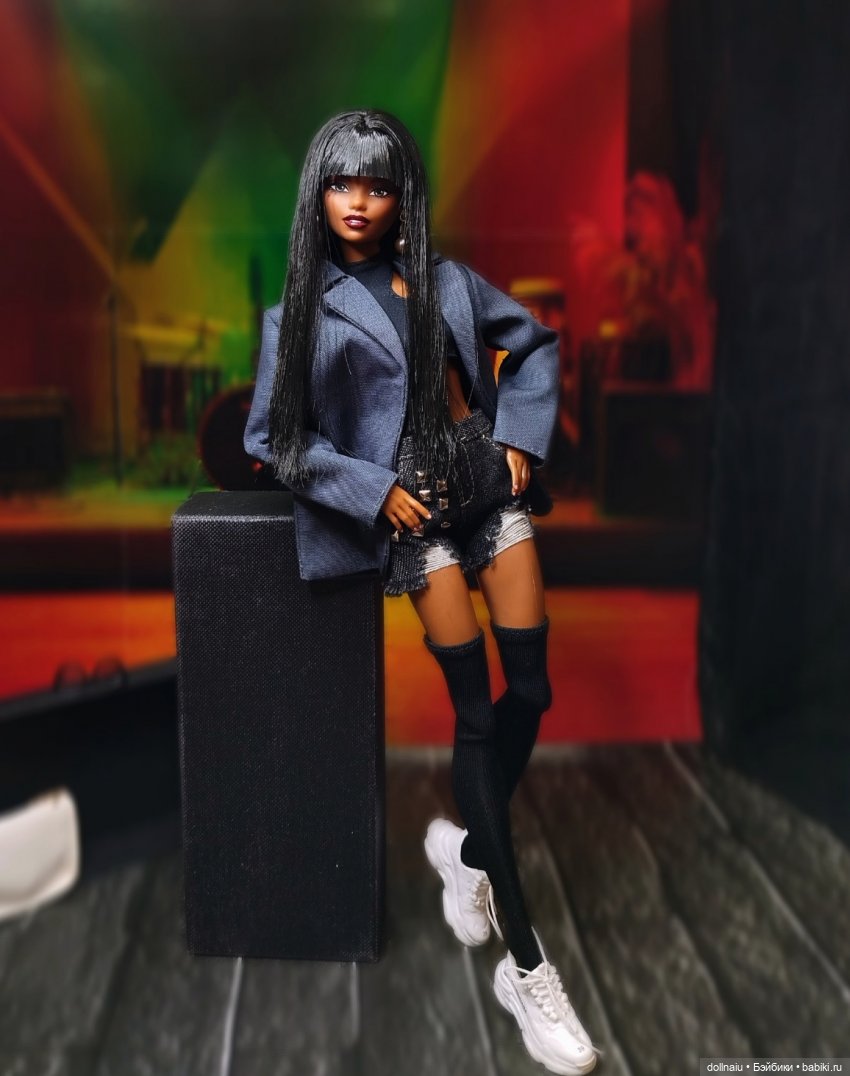 Первая кукла 2026: Барби Одиль афро балерина