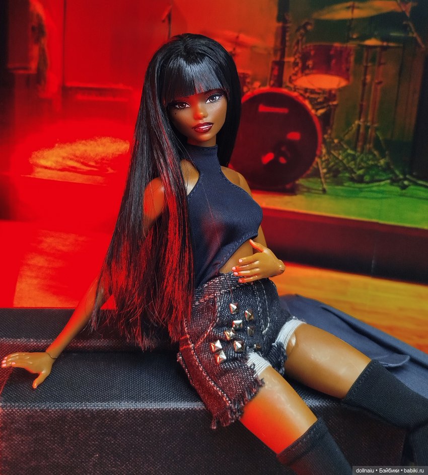 Первая кукла 2026: Барби Одиль афро балерина