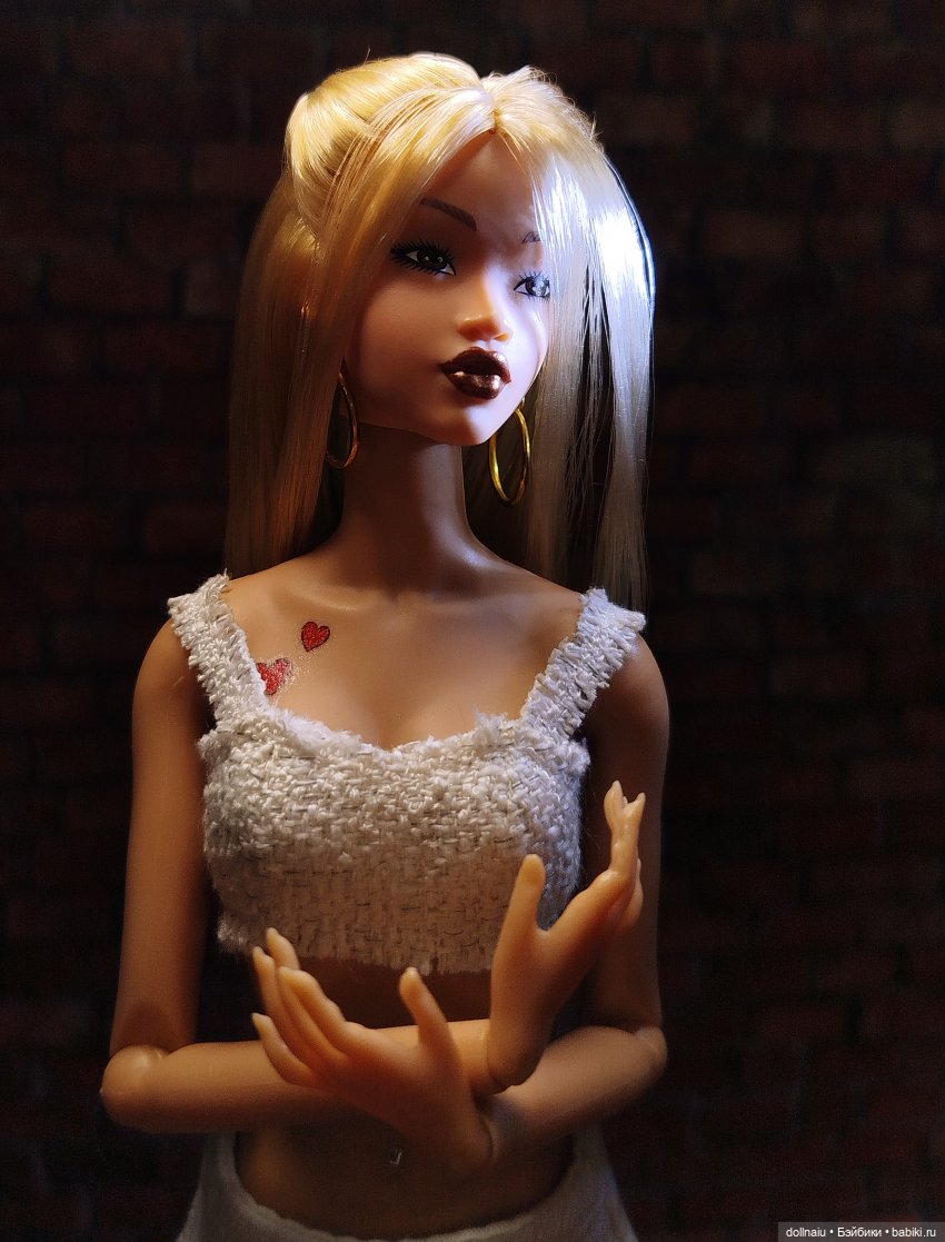 Харуми - Мин Minh из набора You Create Barbie Basics Deluxe Kit 5