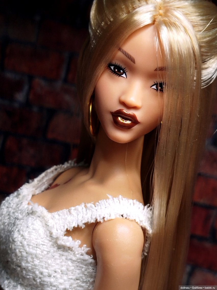 Харуми - Мин Minh из набора You Create Barbie Basics Deluxe Kit 5 (фото 9)