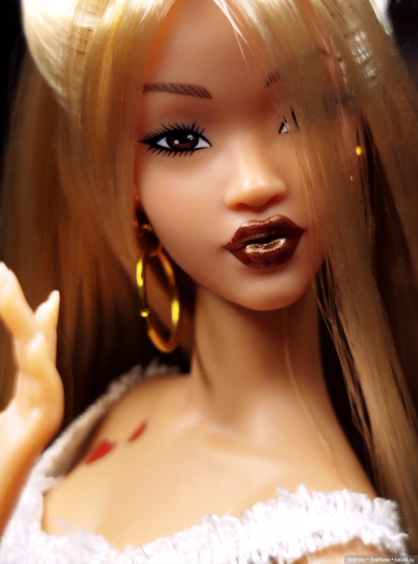 Харуми - Мин Minh из набора You Create Barbie Basics Deluxe Kit 5