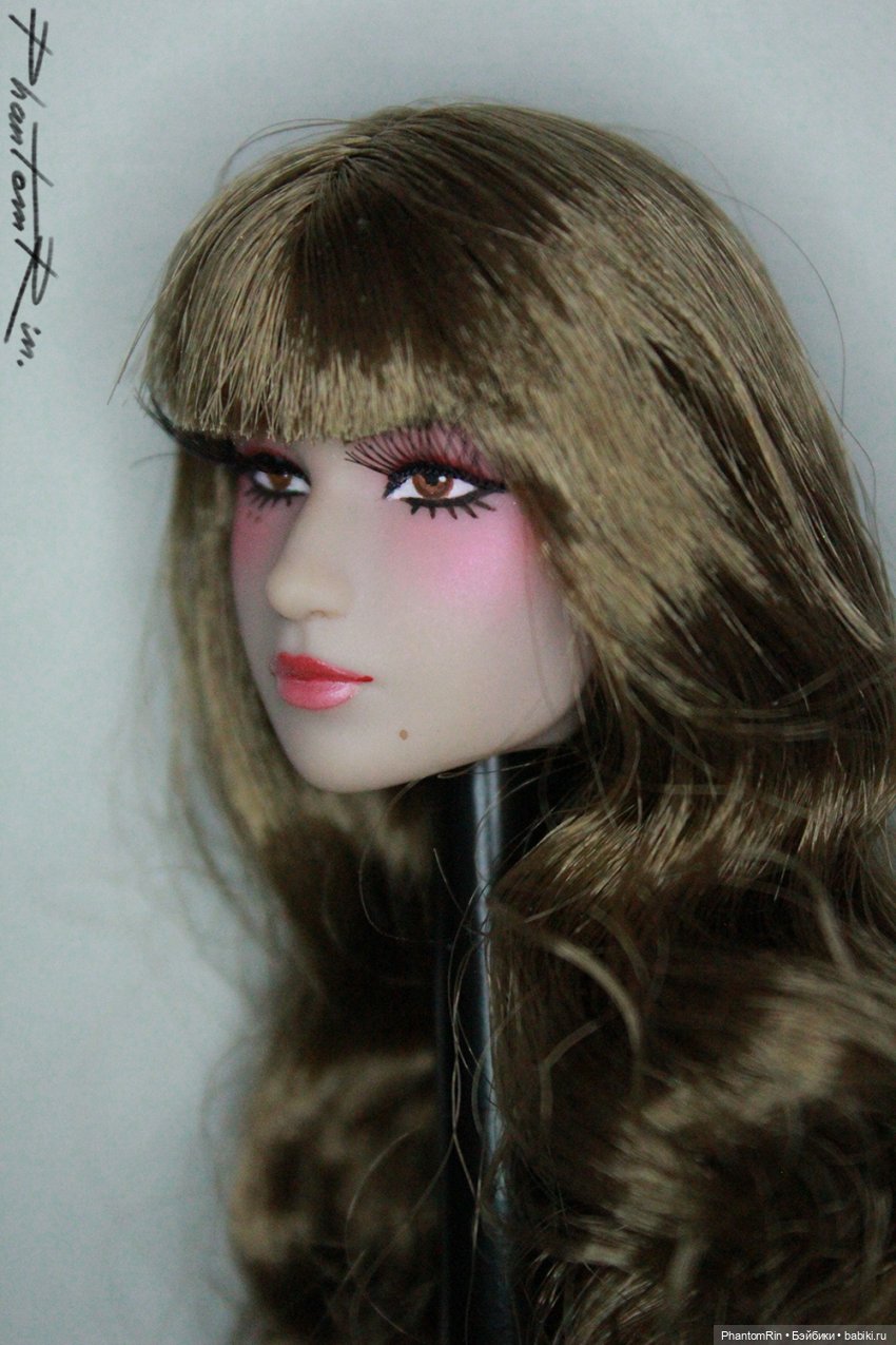 OOAK на болванке Zoe Benson (Integrity Toys).