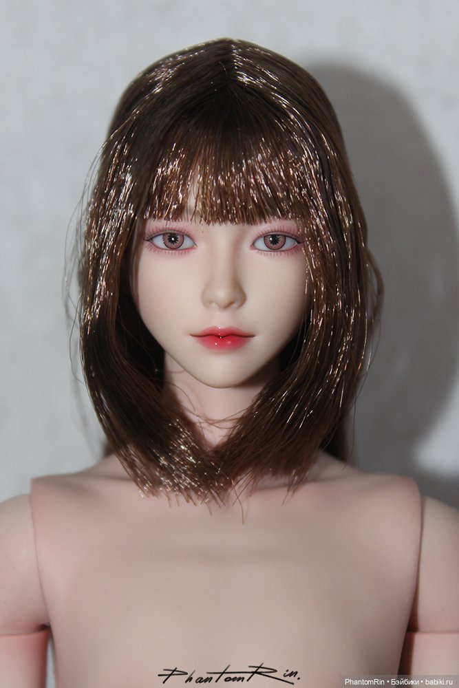 Action figures. Голова Mandy (i8Toys I8-H004 E) на теле WorldBox AT203 (Pale).