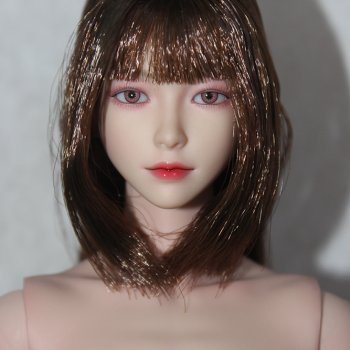 Mandy (i8Toys I8-H004 E) на теле WorlBox AT203 (тех.обнажёнка!)