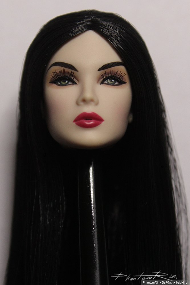 Lilith Blair «Unknown Source», Integrity Toys.