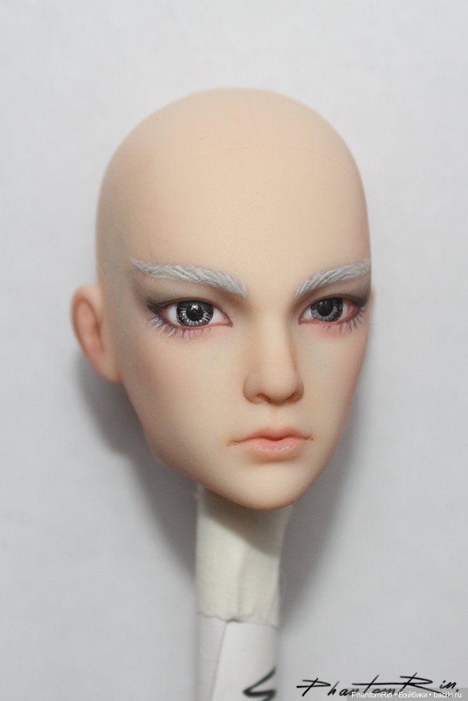 OOAK на голове Xinyi.