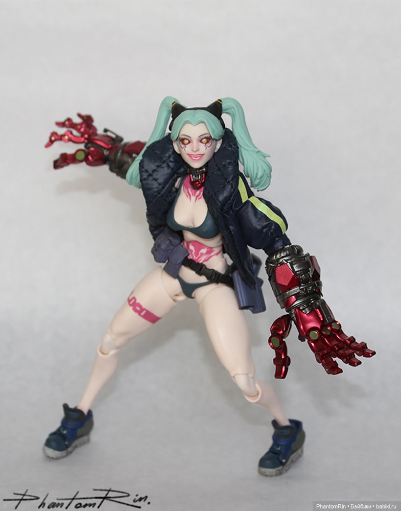 Romankey X COWL - Gun Girl (1/12)