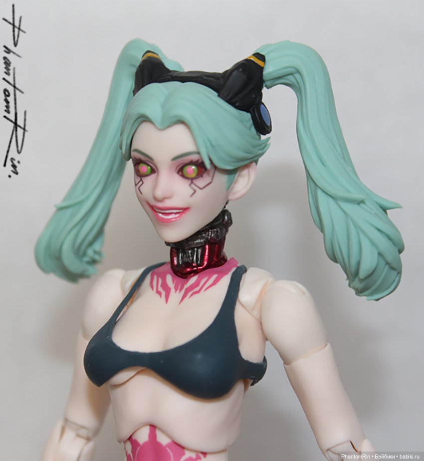 Romankey X COWL - Gun Girl (1/12)