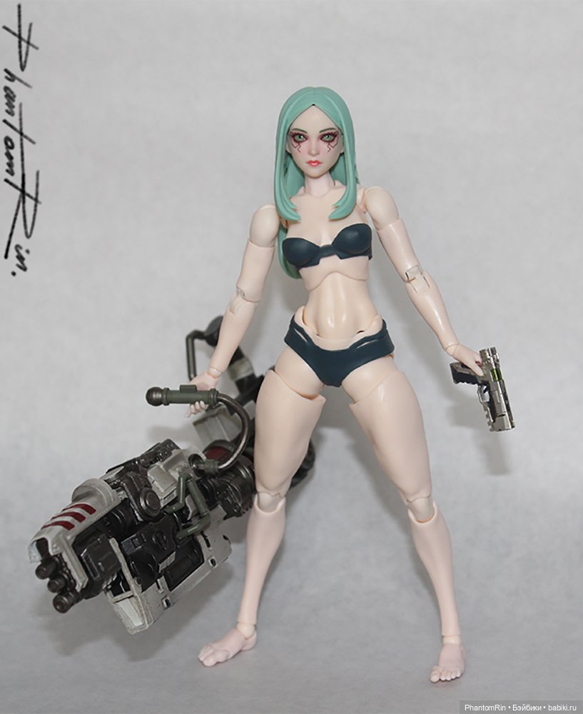 Romankey X COWL - Gun Girl (1/12)