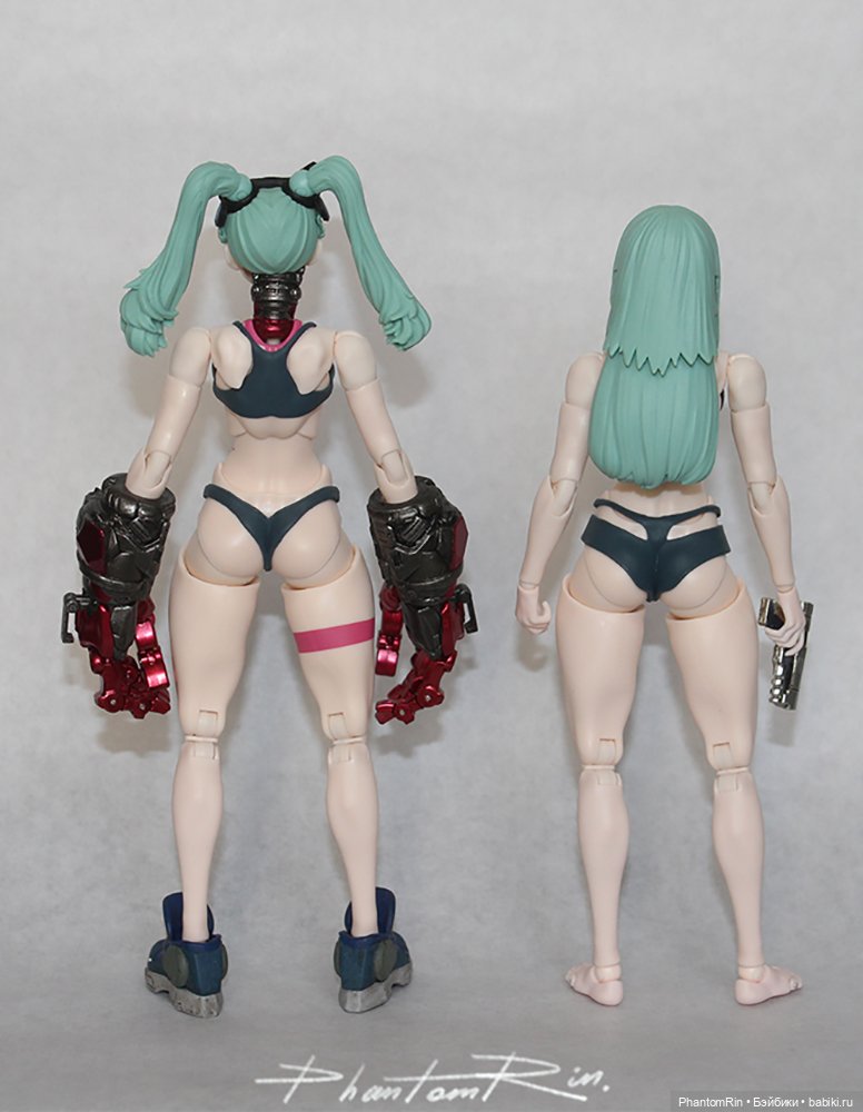 Romankey X COWL - Gun Girl (1/12)