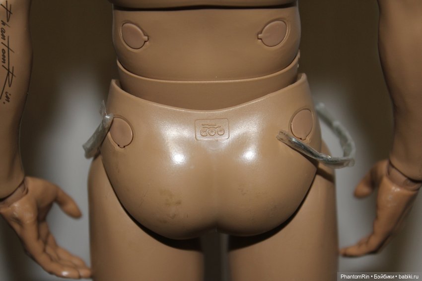 Сравнение мужских телоидов Coomodel, WorldBox, Phicen (фото 5)