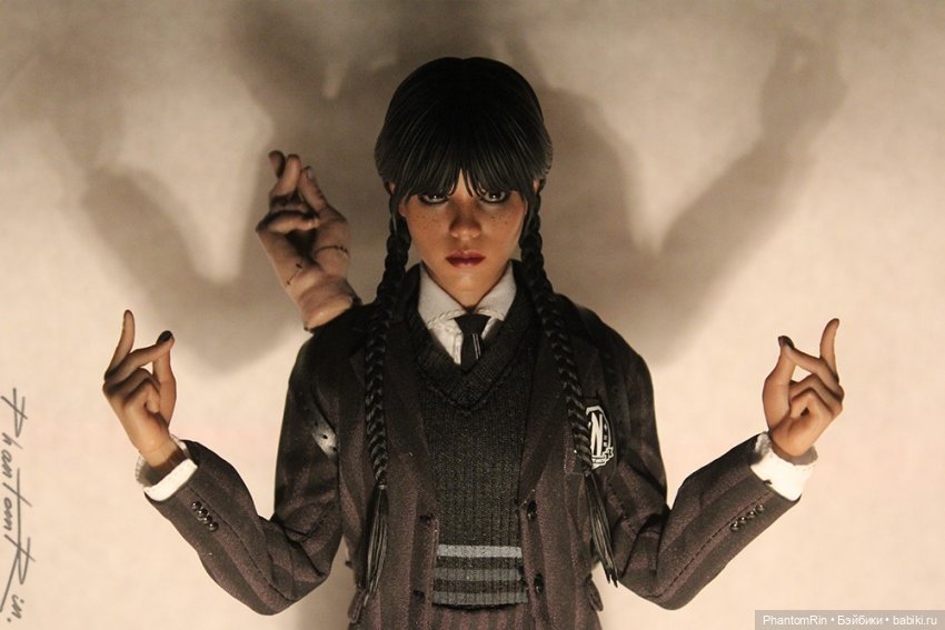 Wednesday (Hot Toys) + кастомизация