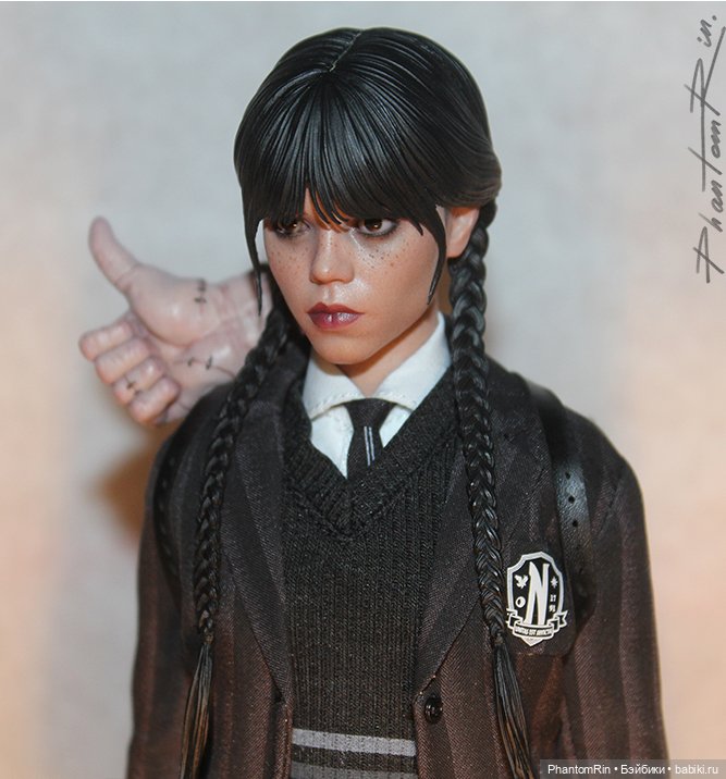 Wednesday (Hot Toys) + кастомизация