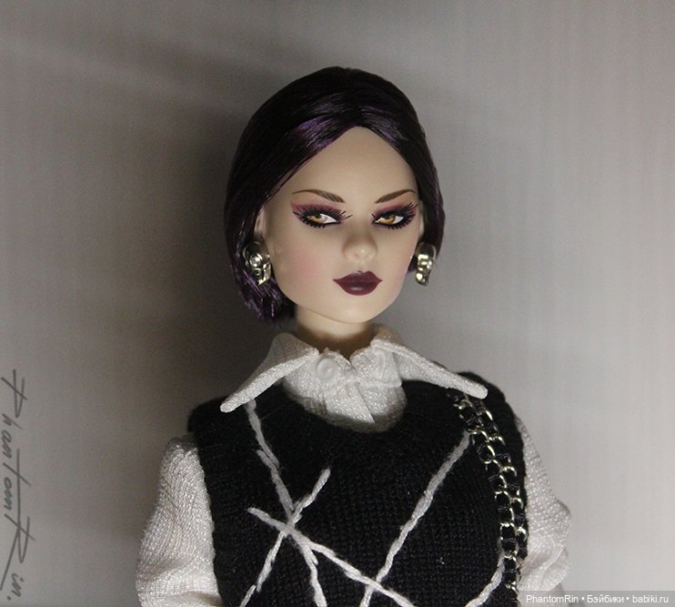 Navia Phan "Fierce Seduction"