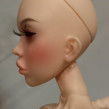 Можно ли проколоть уши кукле?