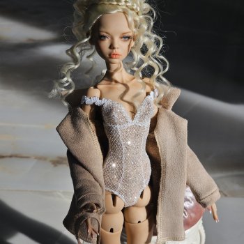 Пиджак-куртка oversize из искусственной замши песочного цвета