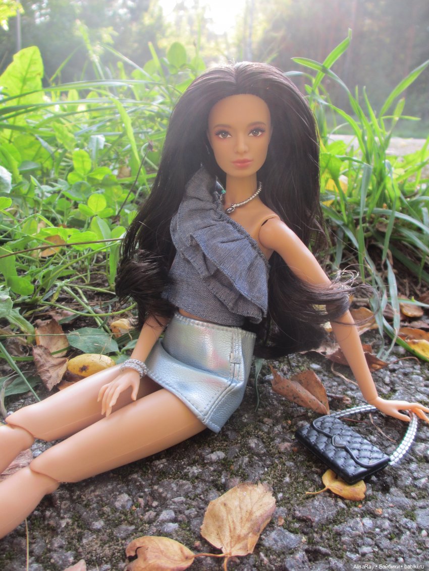 Ксири гуляет🍃 — Аналоги Барби и куклы 1/6: клоны 90