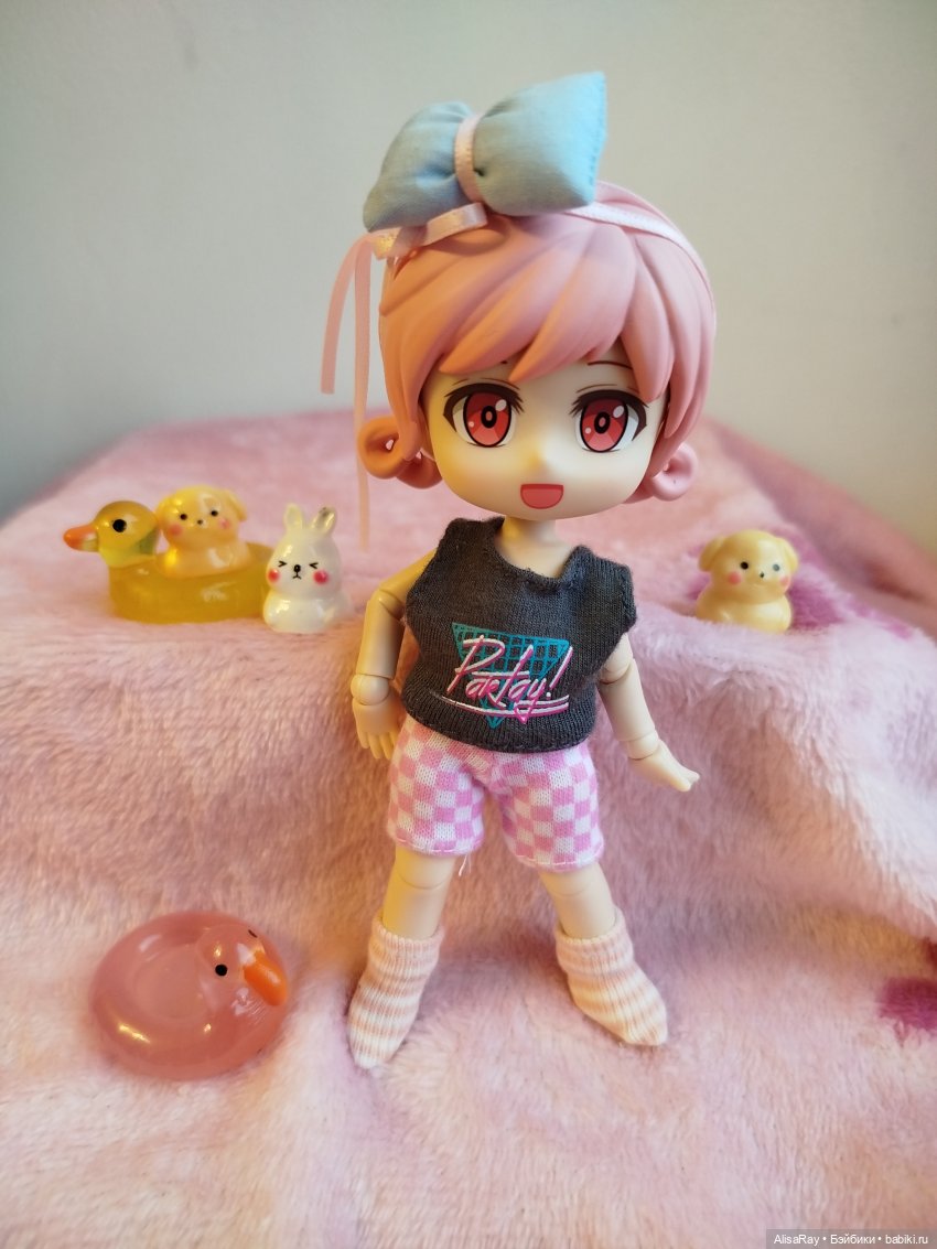 Девчуша Ими осваивается и играет🌸🐰 (фото 3)