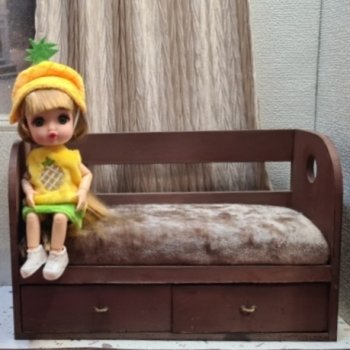 Диван из полочки