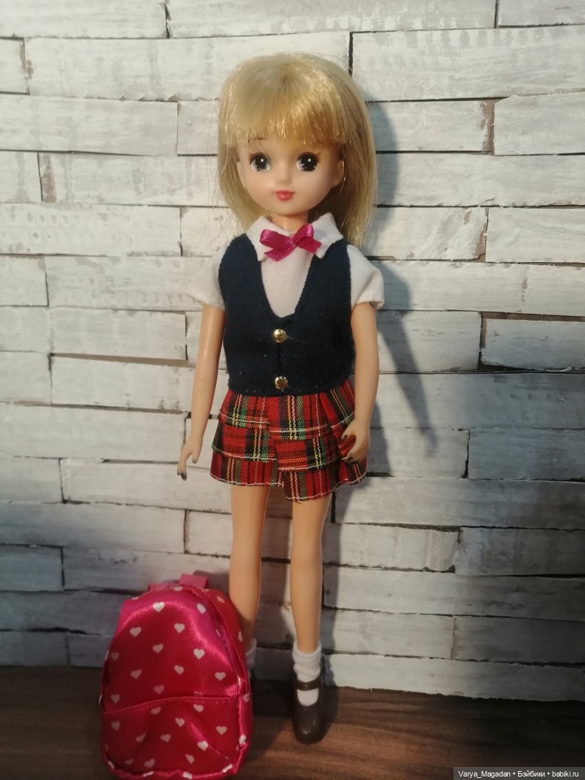 Ликки в школьной форме — Куклы Takara Tomy (Такара): Licca (Ликка) (фото 3)