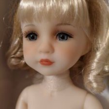 Кукла Молли Ruby red