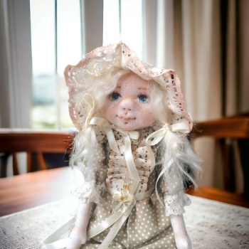 Текстильная интерьерная кукла