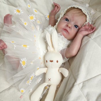 А это моя Никуша (девочка tink). Да да и на таких куклят я тоже шью 😍