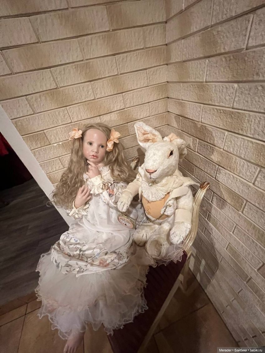 Кукла Алиса в Стране Чудес 2010 Hildegard Gunzel (фото 2)