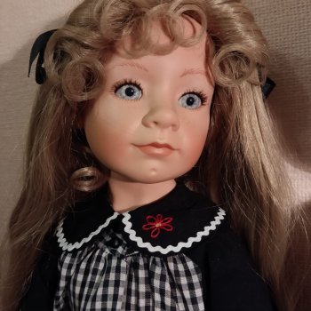 Прекрасные куколки Julie Good Kruger… близится расставание