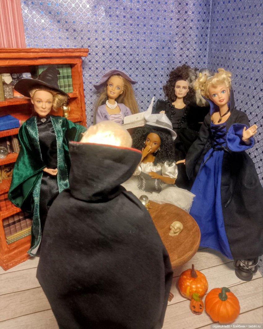 Хеллоуиновское — Кукольные фотоистории и сериалы: комиксы