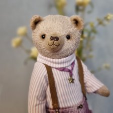 Улыбчивый медвежонок тедди