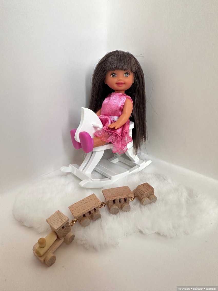 Детсадовский реквизит 👧 — Куклы Kelly (Келли): Сестра Барби (фото 2)