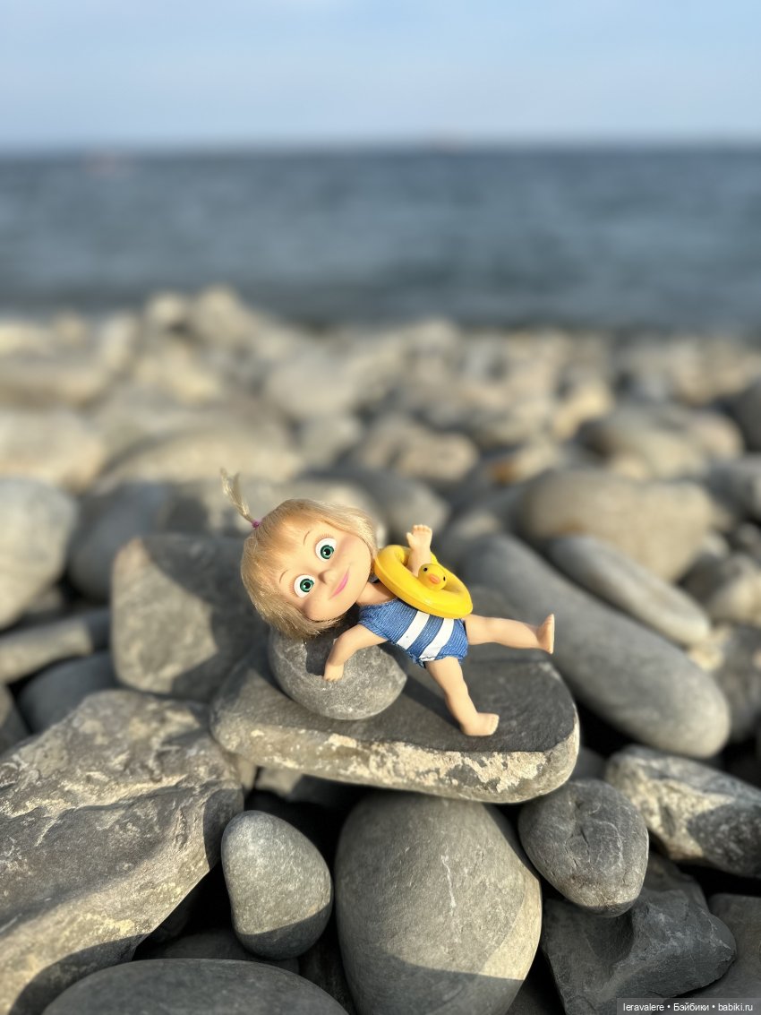 Машка на морях — Куклы Маша и Медведь (Simba): Маша в кармашке (фото 3)