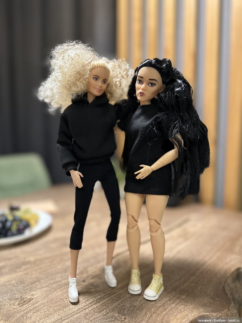 Завладела мной 🖤 — Аналоги Барби и куклы 1/6: клоны 90 (фото 4)