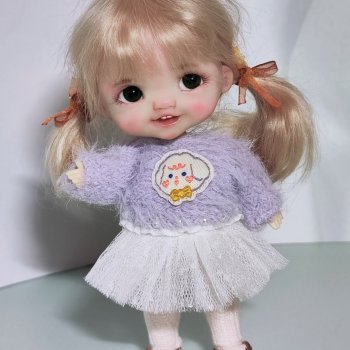 Ксюша, Ксюша, Ксюша в юбке не из плюша.