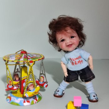 Шкет Митяй.