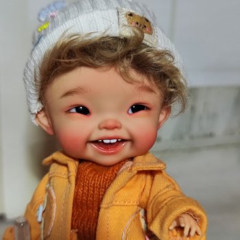Мой новенький шкет.