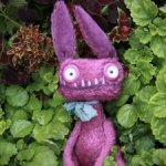 Фиолетовый заяц монстрик