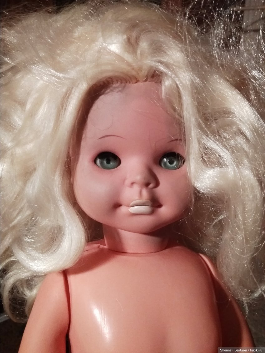 Прошу помощи в опознании красоток ГДР