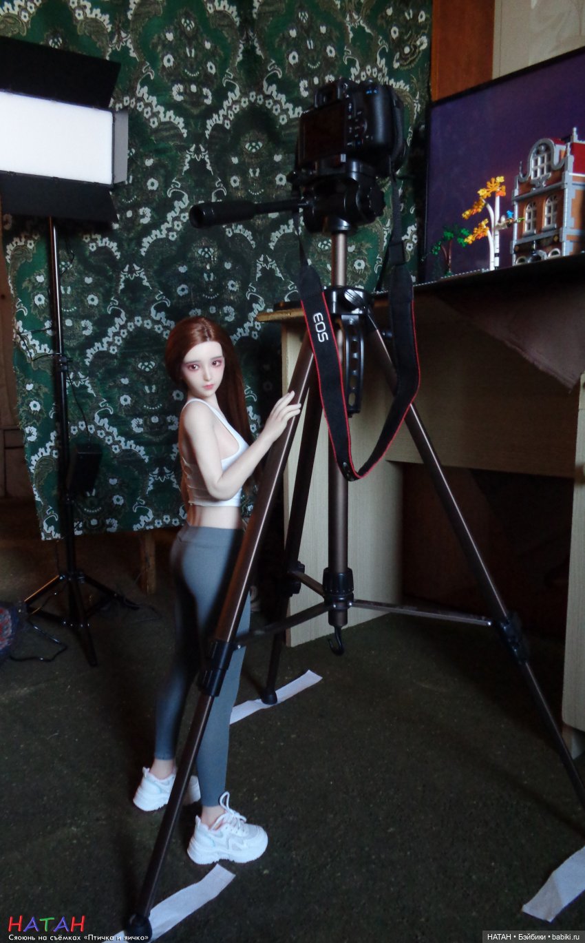 Сяоюнь на съёмках «Птичка и яичко»