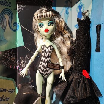 Как я куклу покупала у «VLDoll’s | куклы Monster High, Bratz & Barbie», или почему больше не хочу ничего брать у посредников.