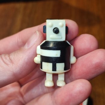 Робот-головоломка из СССР