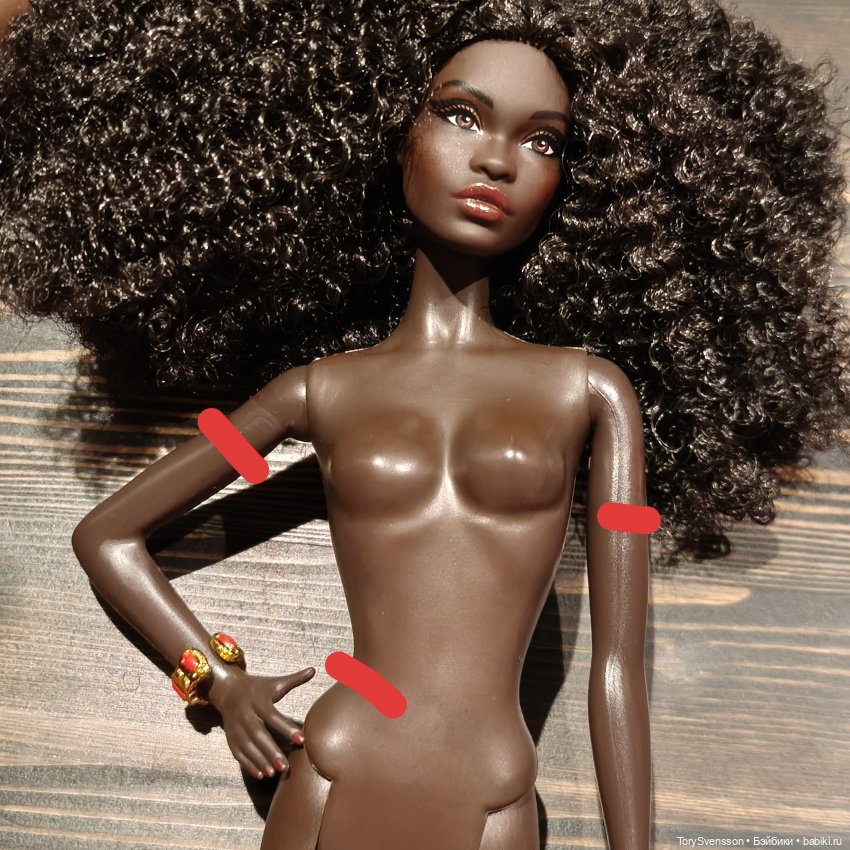 Красящее платье Black Barbie