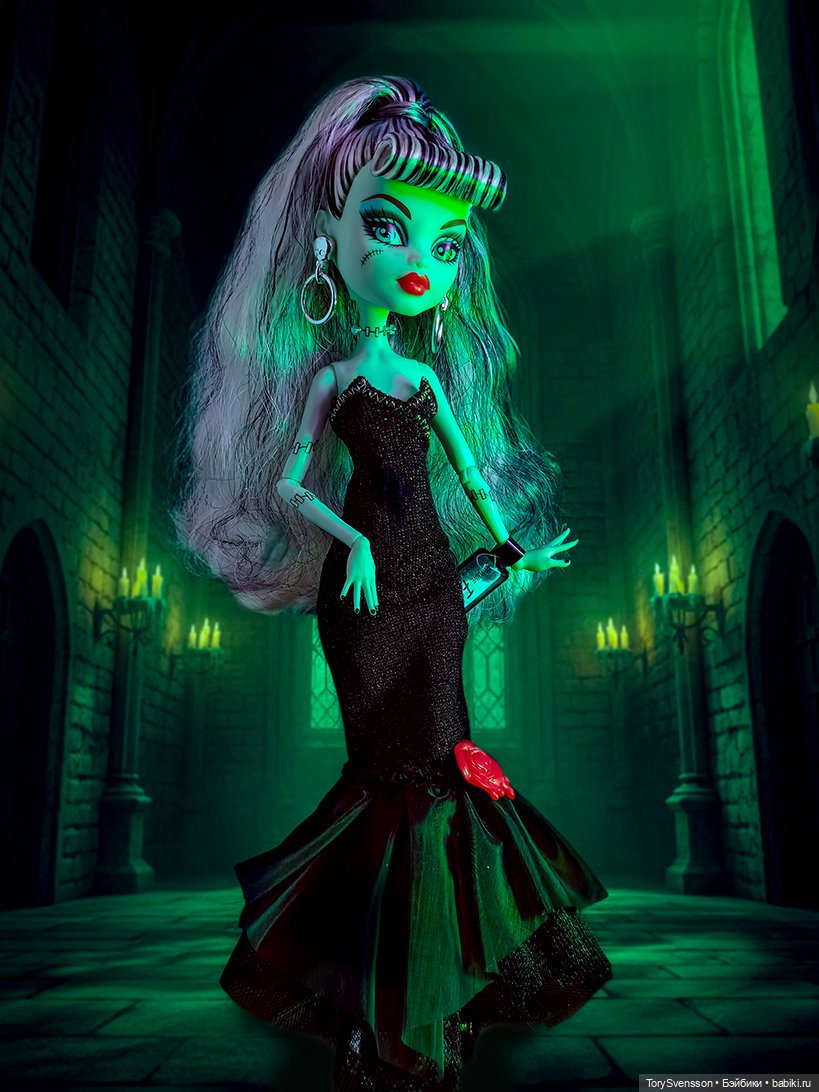 Фрэнки — Куклы Monster High и Ever After High: G1