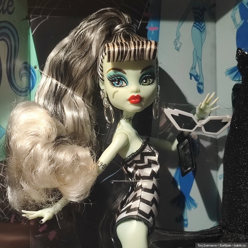 Фрэнки — Куклы Monster High и Ever After High: G1