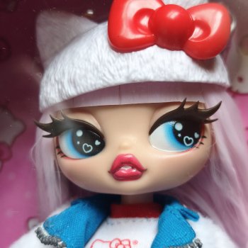 Hello Kitty... Goodbye Kitty...