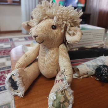 Ваше мнение - кто это?