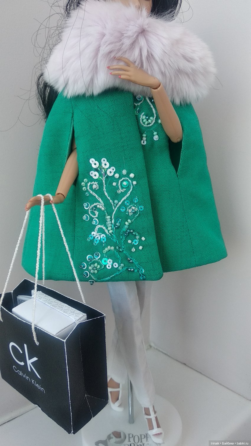 Тепло ль тебе, девица, в пальто без рукавов | Бэйбики Тепло ль тебе, девица, в пальто без рукавов