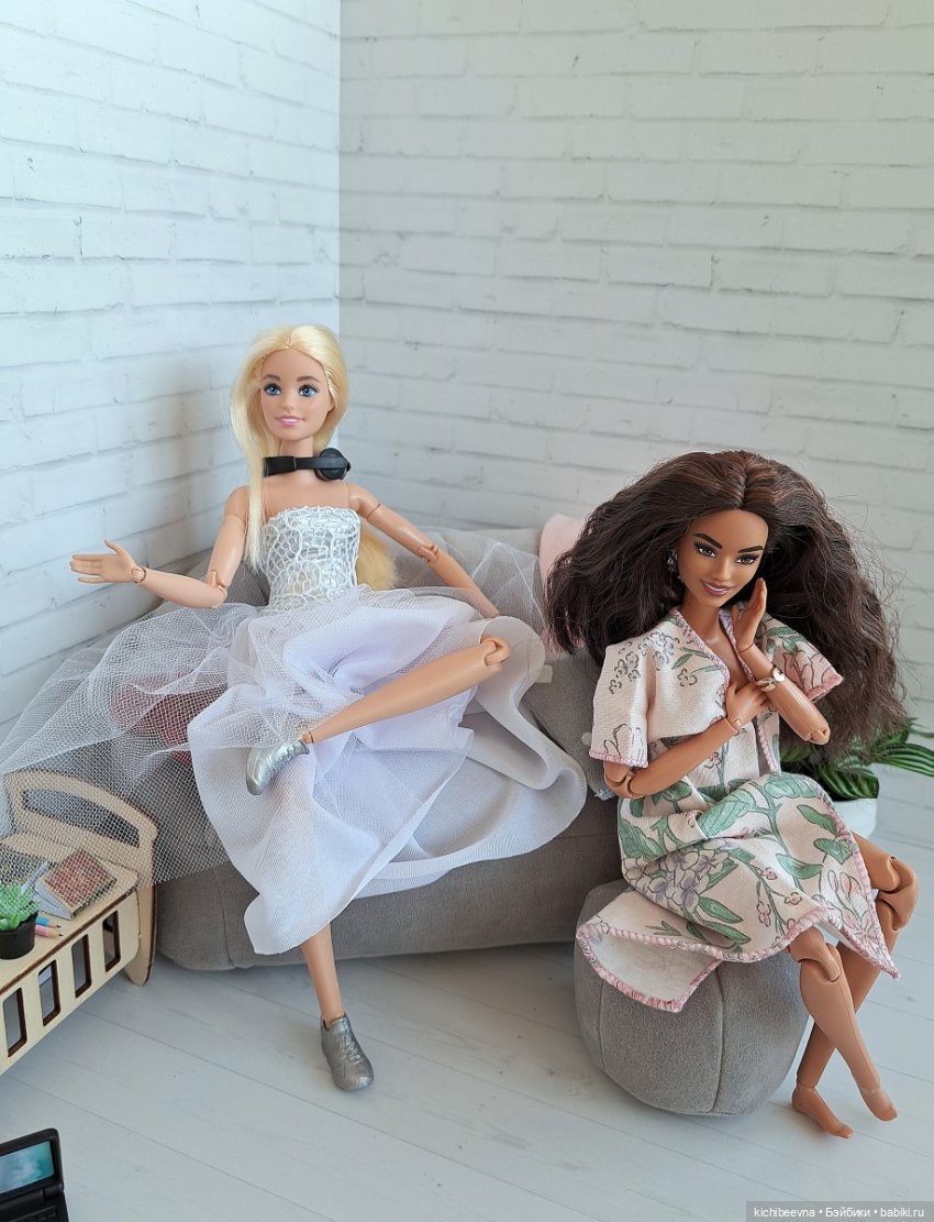 "Да" и "нет" не говори, черный с белым не бери: как наглые девицы на бал собирались