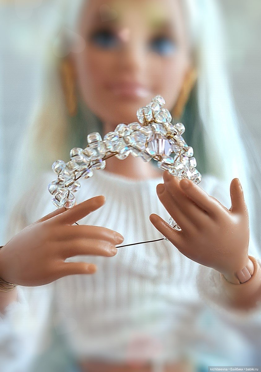 "Да" и "нет" не говори, черный с белым не бери: как наглые девицы на бал собирались (фото 8)